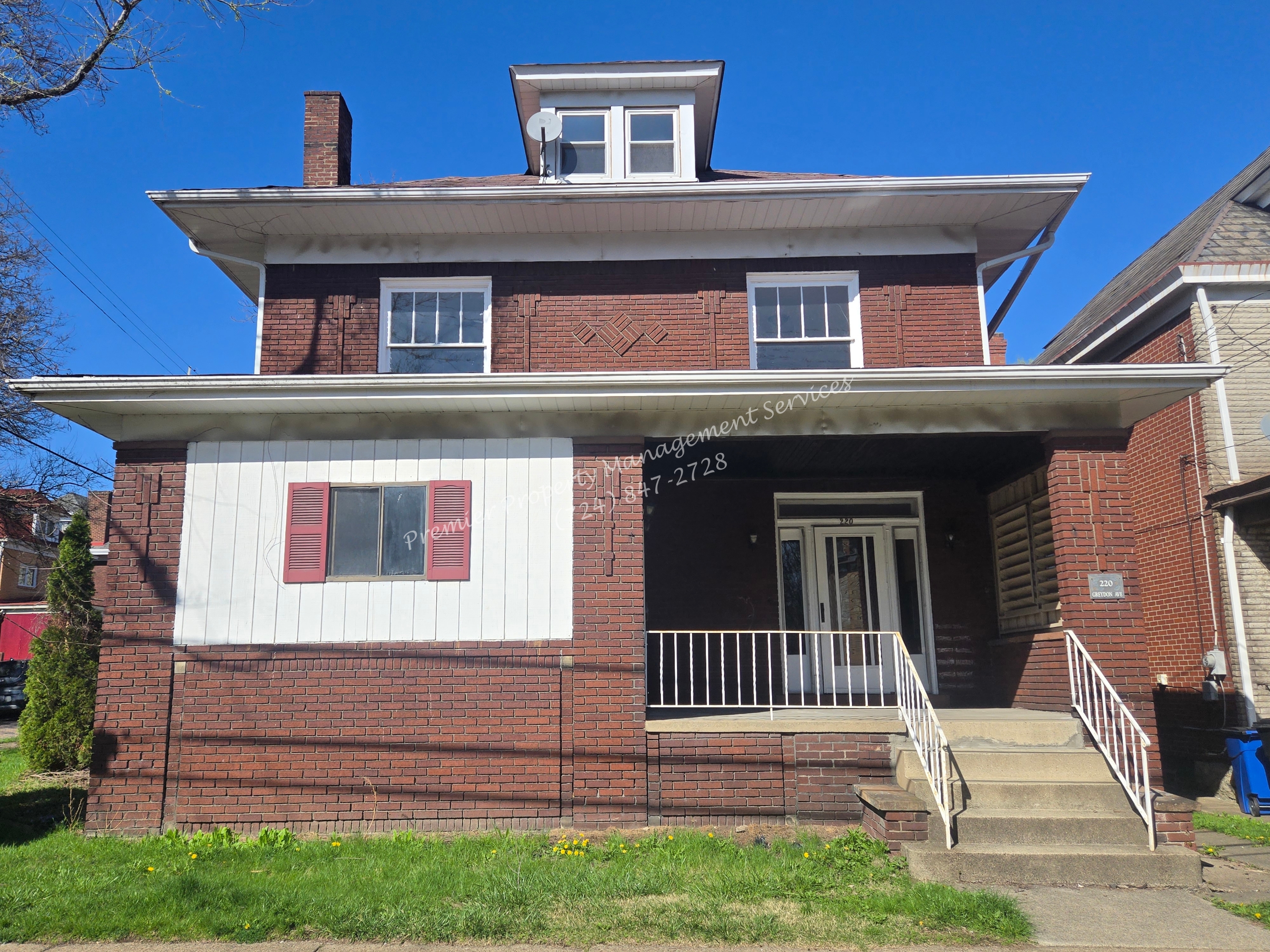220 Greydon Avenue #2nd Floor