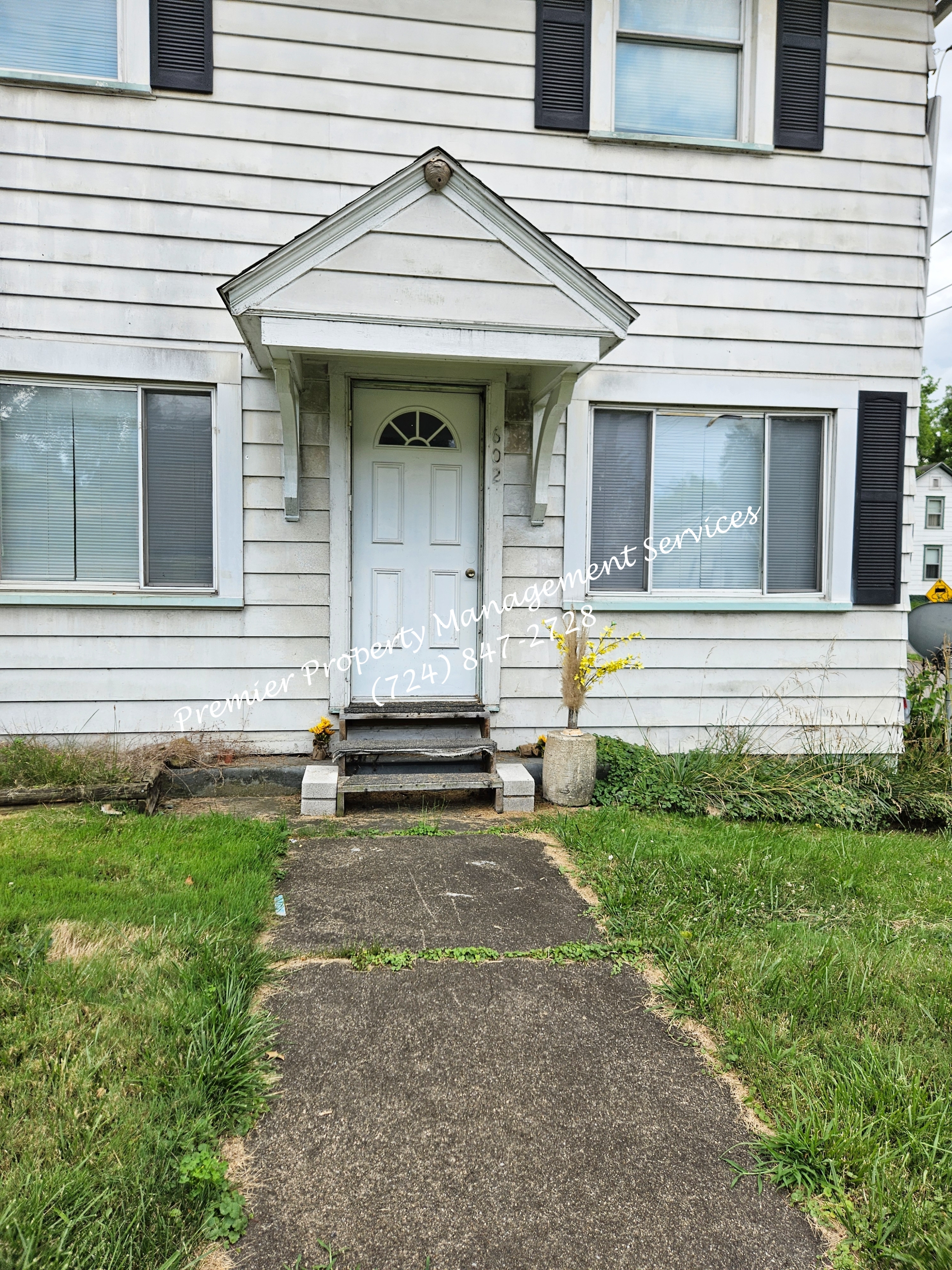 602 E. Long Ave.