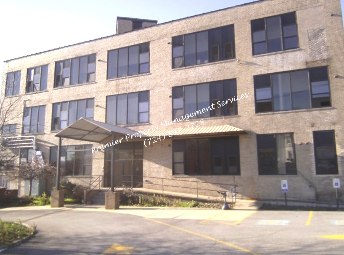 262 Connecticut Avenue #303